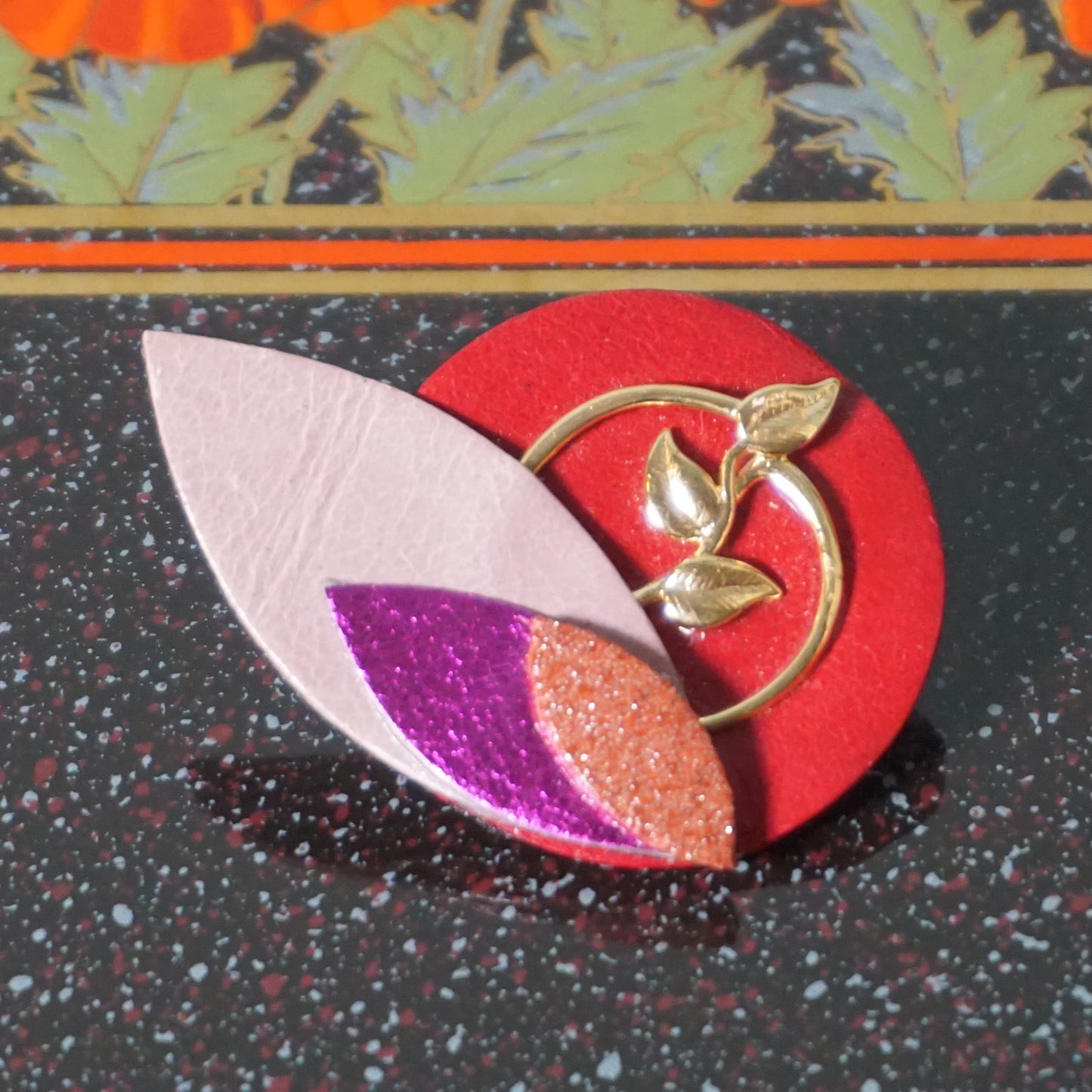 Onejhi - Feuillage rouge